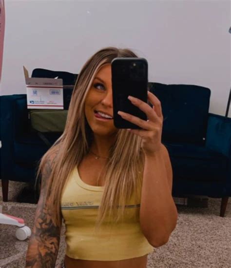 littlebuffbabe bio|Little Buff Babe: Biography, Age, Facts, Career, Net Worth ...